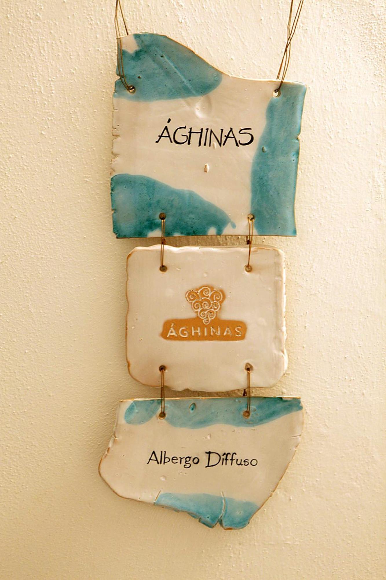 Отель Aghinas Боса Экстерьер фото